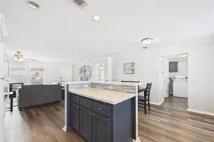 905 Meynig Dr, Crystal Beach, TX 77650 - Photo 16