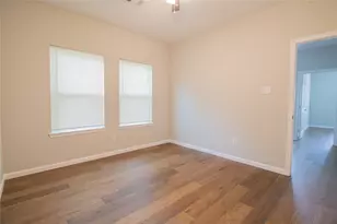 324 Gans St, Houston, TX 77029 - Photo 14