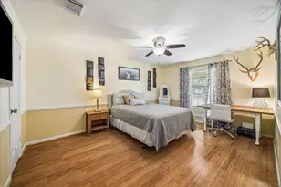 1427 Heathwood Dr, Houston, TX 77077 - Photo 22