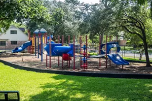 1427 Heathwood Dr, Houston, TX 77077 - Photo 34