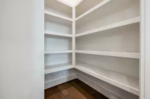 2413 Brun St, Houston, TX 77019 - Photo 10