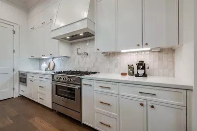 2413 Brun Street #A, Houston, TX 77019 - Photo 6