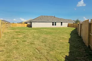 1951 Stargazer Ln, Angleton, TX 77515 - Photo 26