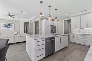 1511 Waterside Dr, League City, TX 77573 - Photo 8