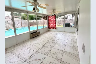 9114 Smokehollow Drive, Houston, TX 77064 - Photo 10