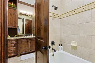 680 Villa Dr, Crystal Beach, TX 77650 - Photo 32