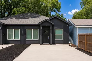 4651 Mallow St, Houston, TX 77051 - Photo 2