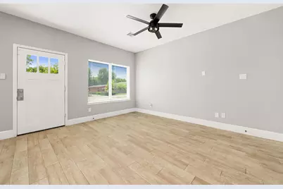 4651 Mallow Street #A/B, Houston, TX 77051 - Photo 6
