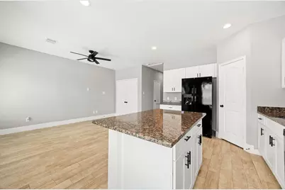 4651 Mallow Street #A/B, Houston, TX 77051 - Photo 6