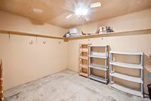 1551 County Rd 318, Cleveland, TX 77327 - Photo 36