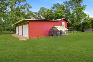 1551 County Rd 318, Cleveland, TX 77327 - Photo 42