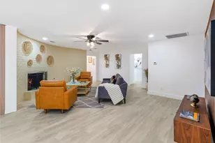 6203 Cheena Dr, Houston, TX 77096 - Photo 4