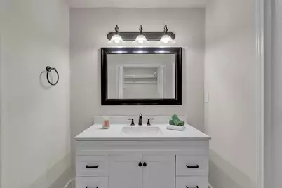 5502 Hewitt Dr Drive, Houston, TX 77092 - Photo 24