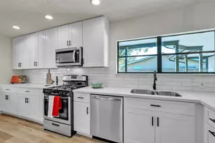 5502 Hewitt Dr Dr, Houston, TX 77092 - Photo 14