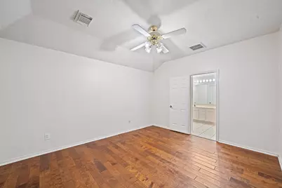 13130 Eldridge Meadow Drive, Houston, TX 77041 - Photo 10