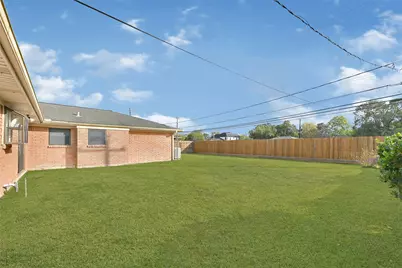 4831 Knickerbocker Street, Houston, TX 77035 - Photo 46