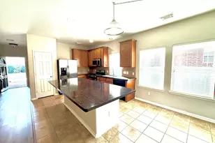 107 W Spindle Tree Cir, The Woodlands, TX 77382 - Photo 4