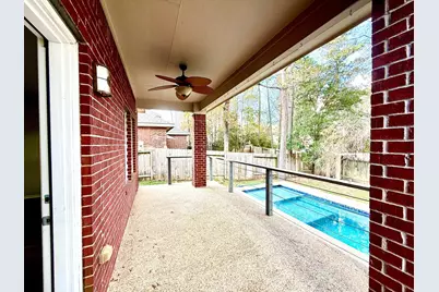 107 W Spindle Tree Circle, The Woodlands, TX 77382 - Photo 16