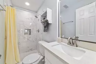 196 Barracuda St, Bayou Vista, TX 77563 - Photo 22