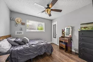 2011 Victoria Ct, League City, TX 77573 - Photo 16