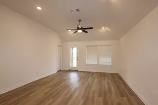 543 Flower Reed Ct, Magnolia, TX 77354 - Photo 10