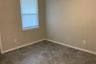 1110 E Rutgers Ln, Deer Park, TX 77536 - Photo 10