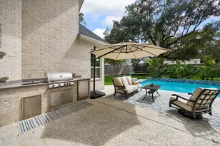 12515 Overcup Dr, Houston, TX 77024 - Photo 40