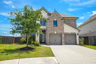 2103 Germander Ln, Fulshear, TX 77423 - Photo 2