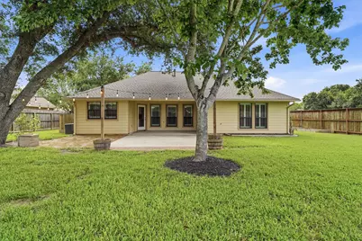 1996 Brentwood Drive, Alvin, TX 77511 - Photo 26
