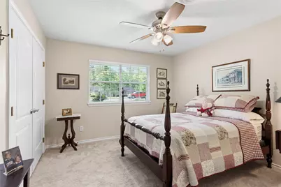 1301 Plantation Drive, Dickinson, TX 77539 - Photo 8