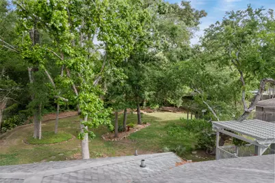 1301 Plantation Drive, Dickinson, TX 77539 - Photo 18