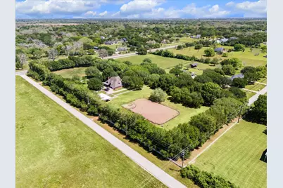 4425 Glenwood Drive, Richmond, TX 77406 - Photo 1