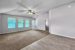 6422 Leaning Cypress Trl, Humble, TX 77338 - Photo 2