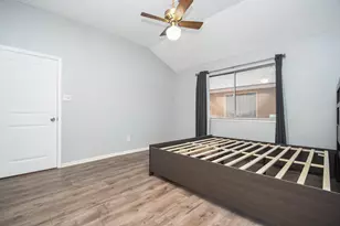 15310 Barbarossa Dr, Houston, TX 77083 - Photo 16