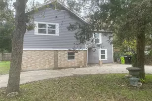 1311 Carlisle St, Rosenberg, TX 77471 - Photo 2