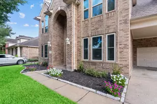 12009 Banks Run Dr, Pearland, TX 77584 - Photo 12