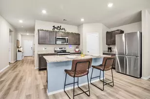 312 Pecos Dr, Huntsville, TX 77340 - Photo 10