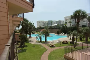 9520 Seawall Blvd, Galveston, TX 77554 - Photo 14