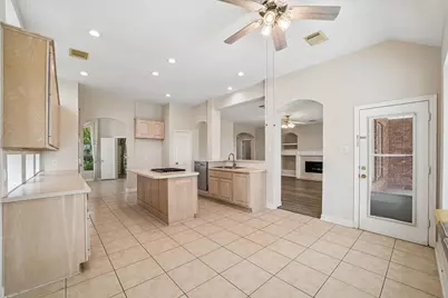 5807 Bayberry Way, Sugar Land, TX 77479 - Photo 14