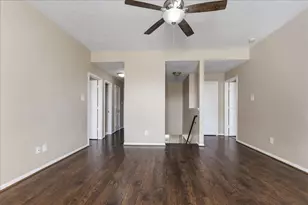 16218 Bunker Ridge Rd, Houston, TX 77053 - Photo 18