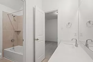 410 Strm Bnd Wy, Rosenberg, TX 77471 - Photo 32