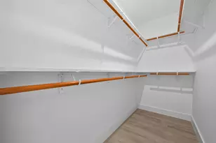 5027 Willow Glen Dr, Houston, TX 77033 - Photo 12