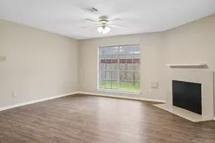 14302 Arborcrest St, Houston, TX 77062 - Photo 8