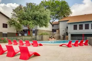 2101 Burton Dr, Austin, TX 78741 - Photo 12