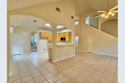 110 S Merryweather Circle, The Woodlands, TX 77384 - Photo 20