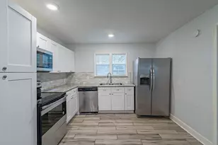 4306 Groton Dr, Houston, TX 77047 - Photo 6