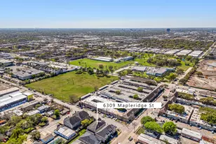 6309 Mapleridge St, Houston, TX 77081 - Photo 26