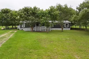 1875 Kayleen Ln, Sealy, TX 77474 - Photo 1