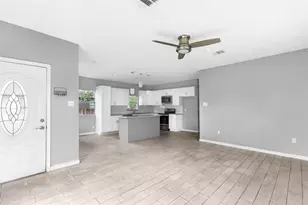 2605 Cornell St, Liberty, TX 77575 - Photo 10