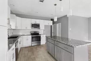 2605 Cornell St, Liberty, TX 77575 - Photo 12